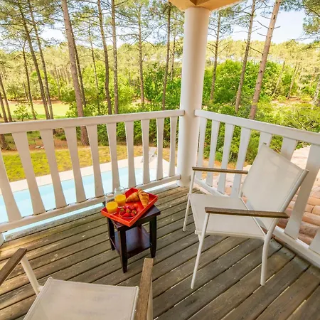 Lagrange - Eden Parc Golf فيلة لاكانو