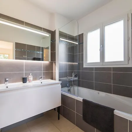 Residence Lagrange Vacances - Villas Eden Parc Golf Villa *
