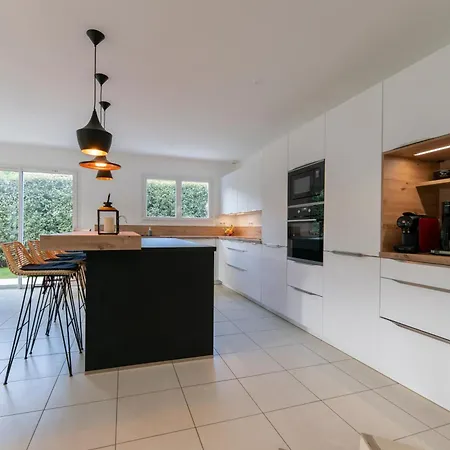 Lagrange - Eden Parc Golf Villa