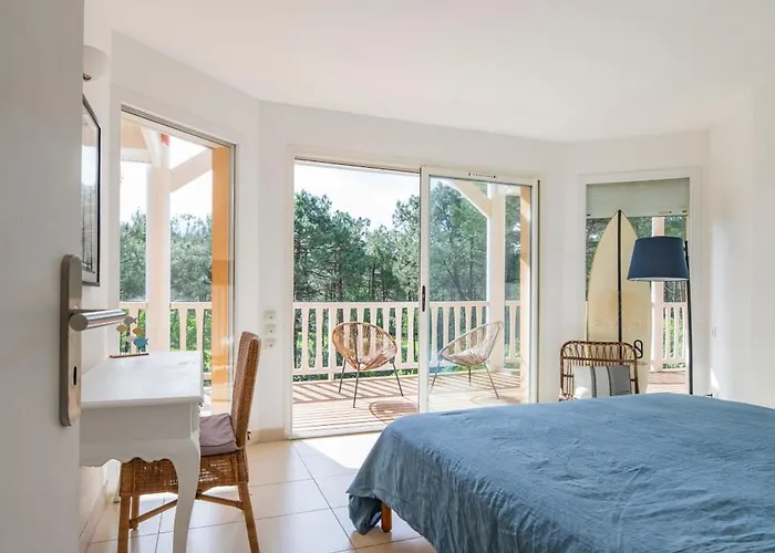 Lagrange - Eden Parc Golf Villa